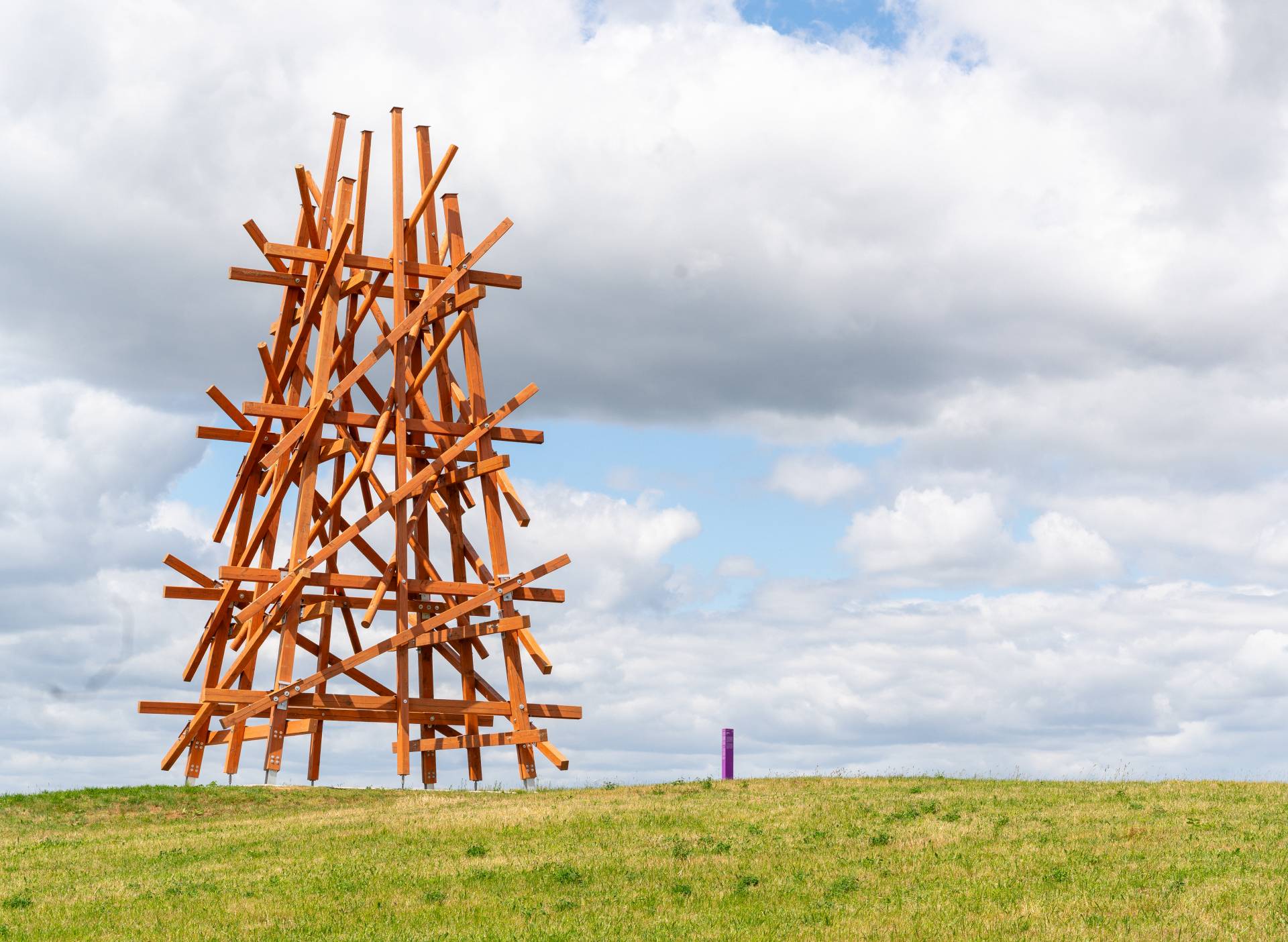 ausstellungen_purple_path_stele_06.jpg
